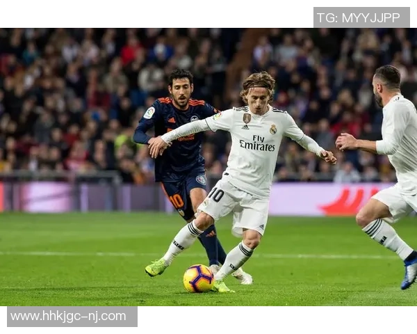 皇马与巴伦西亚精彩对决全场录像回放及精彩瞬间分析